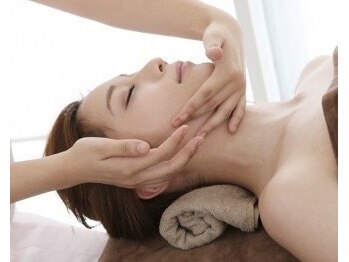 フレイア/フェイシャル(マッサージ)