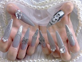 グレー 痛ネイル 推しネイル 秋