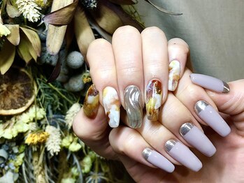 プリズム(PRISM)/スカルプチュアニュアンスネイル