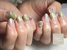抹茶カラーニュアンスフレンチ