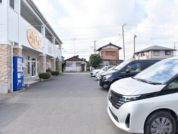 肩こり らくーん/外観・駐車場