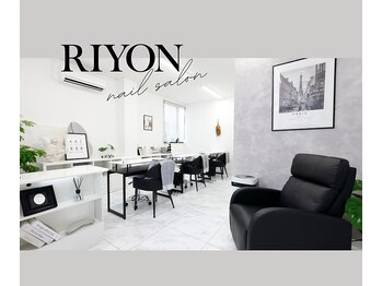 リヨン(RIYON)