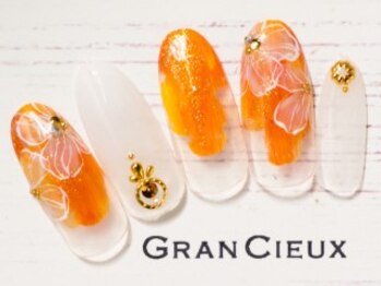 クアトログランシュ 青葉台(QUATRO×GranCieux)/花柄塗りかけネイル／8500円