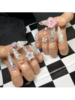 ヒョウ柄ガーリーネイル