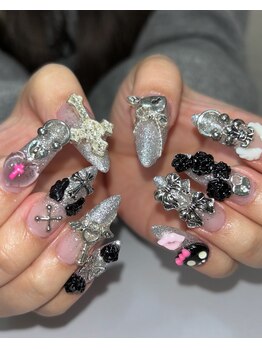 ウズ(UZU)/ゴテゴテネイル