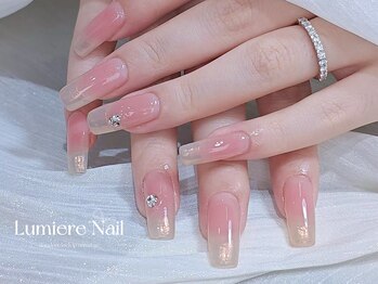 ルミエール ネイル モンナカ(Lumiere Nail Monnaka)/オンブレフレンチ/冬ネイル