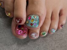 チスピタネイル(chispita nail)