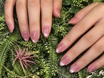 イーネイル 高田馬場店(ENAIL)の写真/【高田馬場エリア希少★】ご褒美ネイルをお手頃価格で☆ネイルケア＆ハンドマッサージ付きで指先美人！