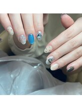 グロー ネイル(Glow Nail)/