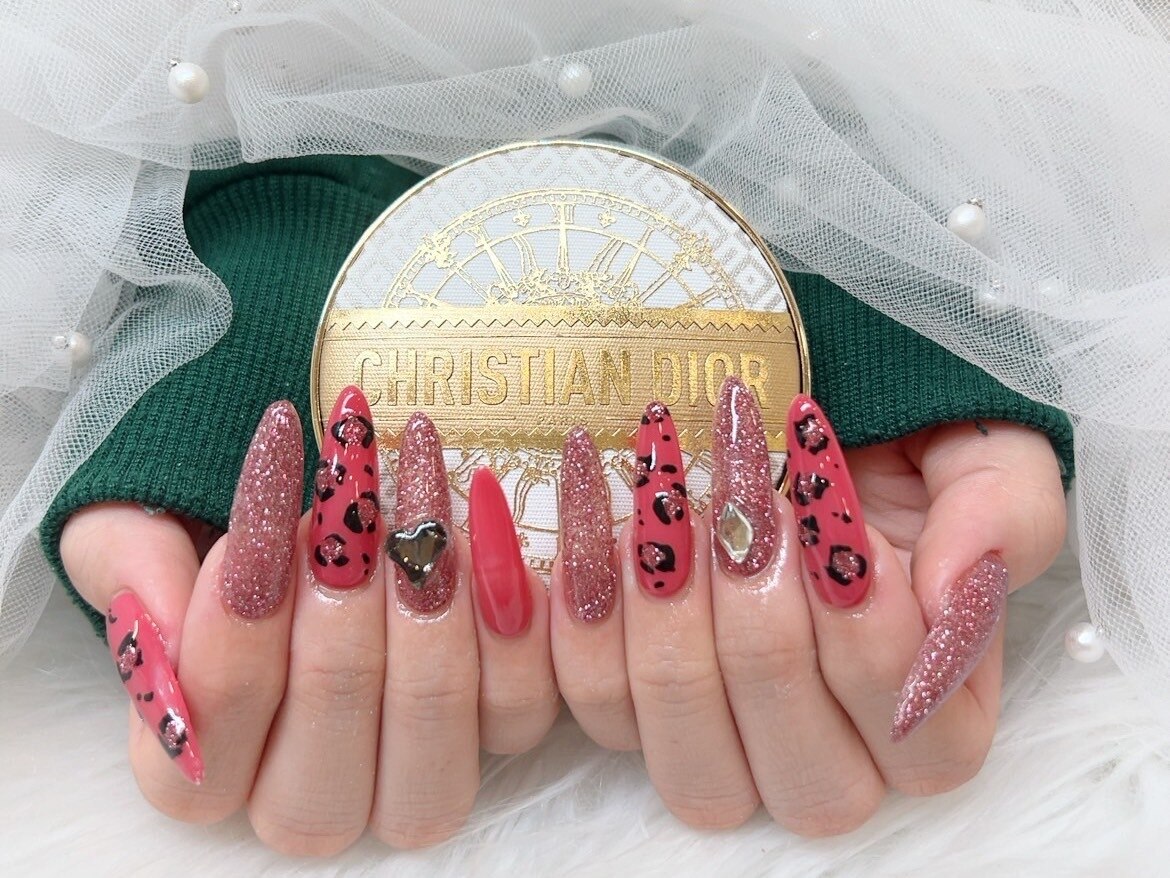 2026年冬トレンド】レオパード柄のネイルデザイン集｜人気順｜3ページ