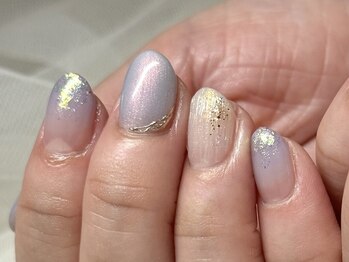 リオラ(RIORA)/グラデーションとバカラネイル