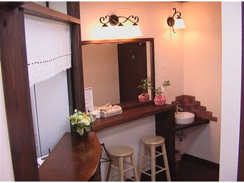 まつげ工房 あびこ店/メイクスペース