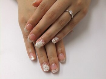 ネイルサロンミキ 横浜(MIKI)/上品バラ3D花ウェディングネイル