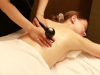 北斗鍼灸整骨院の写真/【当店女性人気NO.1★】ラジオ波×オイルマッサージ◆むくみ&疲労解消に◎頑張るあなたに癒しの時間を♪