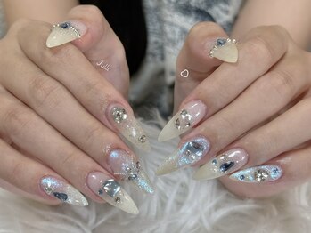 ジュリネイルスタジオ(Julli Nail Studio)/マグネット・キラキラネイル