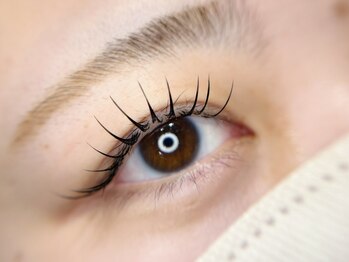 ローウェン(Lowen)の写真/【パリジェンヌラッシュリフト￥3000～】モチ抜群♪リーズナブルな価格設定で毎月の通いさすさ◎