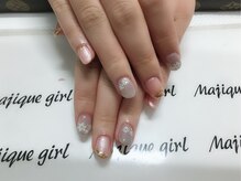 ネイルサロン マジックガール(Nail Salon MagiqueGirl)/【雪結晶ネイル】