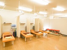 本八幡整骨院の雰囲気（半個室空間で心も体もリラックス♪[肩こり/鍼灸/整体/腰痛]）