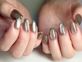 みんなハマるマグネットネイル*