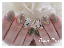 グランチュール(Grantulle)/大理石ネイル