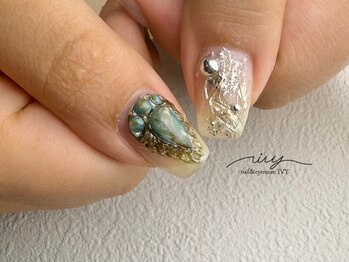 アイヴィー(IVY)/ターコイズネイル