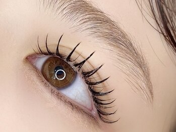 チーク 銀座店(cheek)の写真/圧倒的持続力に驚き!常識を覆す新技術【話題のLEDエクステ導入】スピーディーな施術で、時間のない方にも◎