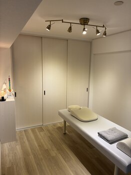 ビジュ整骨院/個室