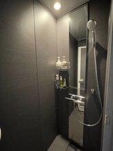 ライジング 大阪福島店/シャワー室