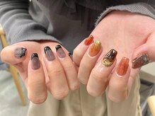 イビズ 新宿店(eviz)/ちぐはぐネイル