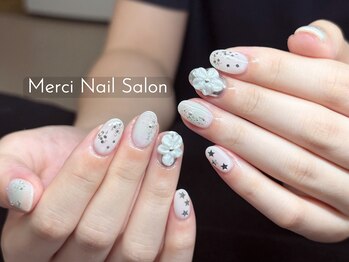 メルシー(Merci)/可愛いニュアンスネイル