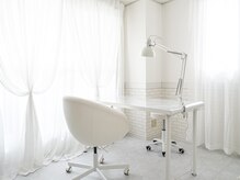 ｓｏｉｎ【ソワン】　自爪と手肌ケア専門サロンの雰囲気（静かにくつろげる空間で、心まで整うケア時間をご提供します。）