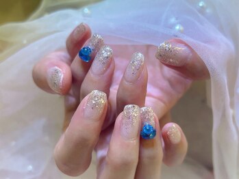 ネイルサロン ジェイ(Nail Salon J)/夏Ｖカット/ラメグラデーネイル