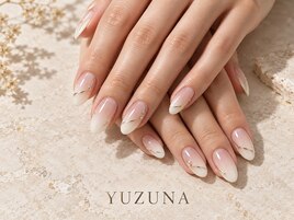 ホワイトカラーグラデネイル