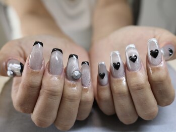 ヴィエル ネイル(VIEL NAIL)/黒なアシメネイル
