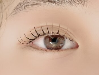 トン アイデザイン(ton eyedesign)/