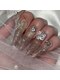 オーズネイル 天神本店(O's Nail)の写真/自爪の形にコンプレックスがある方、爪が小さい方にも◎長さを出すと手全体が美しく見えて印象UP♪