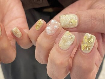 アイネイルズ 天神今泉店(I-nails)/【misa.s】ゴールドニュアンス
