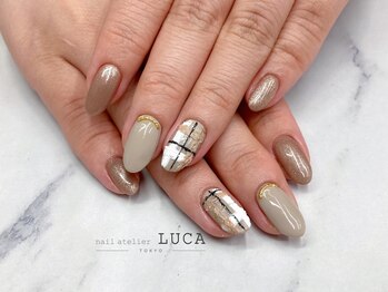 ネイルアトリエルカ(nail atelier LUCA)/M-19 大人可愛いチェックネイル