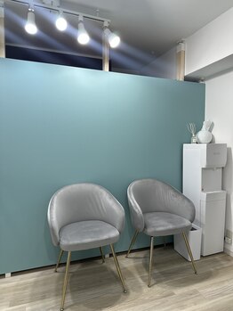 ビジュ整骨院/待合席