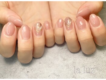 ラルース 高松店(la luz)/2本デザイン