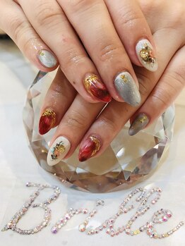 エスフィーネイルサロン ブリーユ(Esfy nailsalon Brille)/ニュアンスネイル