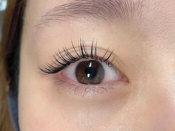 アイクイック 新宿 新宿駅西口店(Ai Quick)/ブラウンフラットラッシュ/新宿