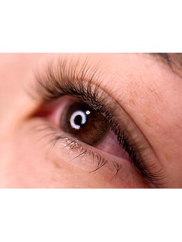 ボリュームのある目元にしたい