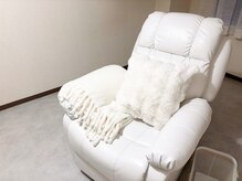 ファ 東中野(hwa)の雰囲気（ふかふかのリクライニングチェアでごゆっくり♪）