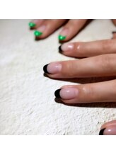 アリー ネイル スタジオ(Ary nail studio)/アシメフレンチ