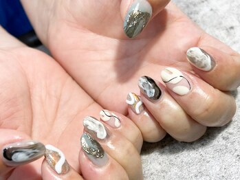 テラス(TERRACE)/秋のニュアンスネイル