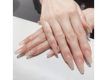 クイーンズビューティーサロン 新宿本店(Queen's beauty salon)/チップ長さだしワンカラー