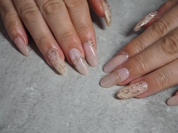 グランジュ(glaNje)/レオパードネイル