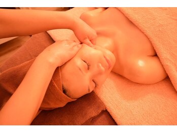 ディアサロン 横浜店(Diasalon)/小顔コルギマッサージ