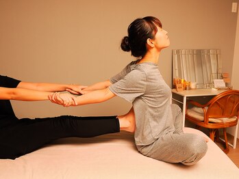 ベアリー(Bealy)/ぐわ～と伸びるストレッチ